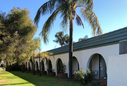 Around Eltoro Motel